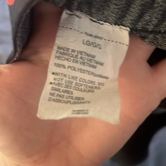 Under Armour shorts size large - Picture 3 of 5